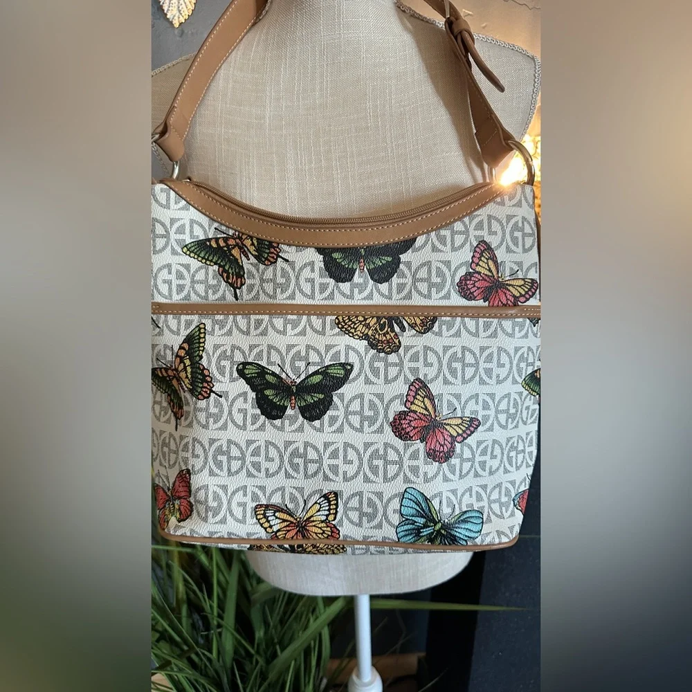Excellent condition - Picture 2 of 3